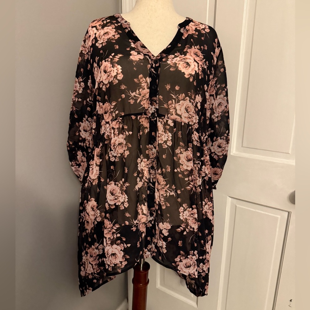 Torrid Floral High-Low Tunic Top in Black and Pink